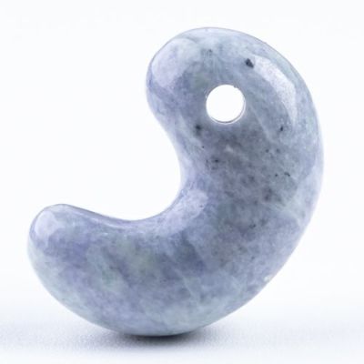 ⭕️品質とお値段重視‼️ 糸魚川翡翠ラベンダー勾玉*ジェダイト　機械鑑定付　お早目に 勾玉／紫・ラベンダー色ヒスイ | 糸魚川翡翠工房こたき