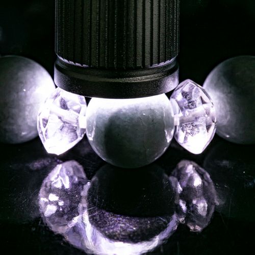 13cmサイズ・10mm玉＆水晶・艶良し】（高品質青色ヒスイ）糸魚川