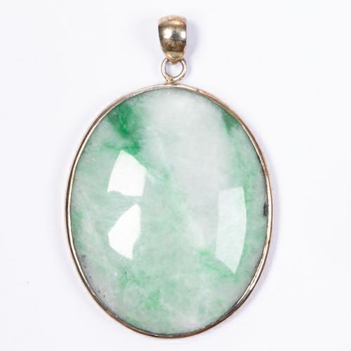 楕円形・深緑模様】（高品質濃緑色ヒスイ）糸魚川天然翡翠シルバー