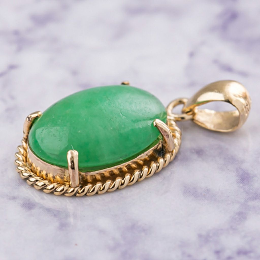 K14・艶美麗・透明感良し】（高品質濃緑色ヒスイ）糸魚川天然翡翠