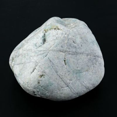 海石・貝殻付着・親不知海岸産・1.3kg】（高品質青色ヒスイ）原石