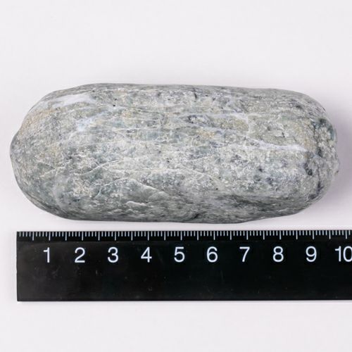 海石・親不知産・白地に黒縞グリーン模様・290g】（入門用黒色ヒスイ
