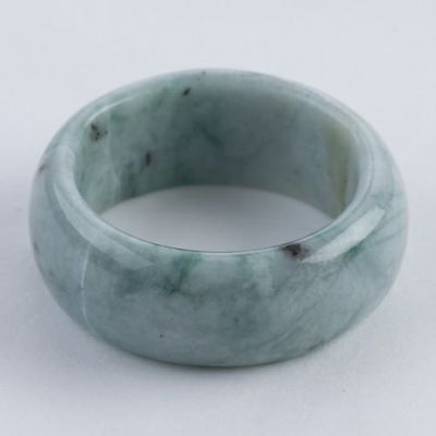 ハンドメイドの入りコン沢翡翠リング　コン沢リング　一点物 翡翠 (糸魚川入りコン沢産-糸魚川石 ) n-005 | 手磨き天然石のお