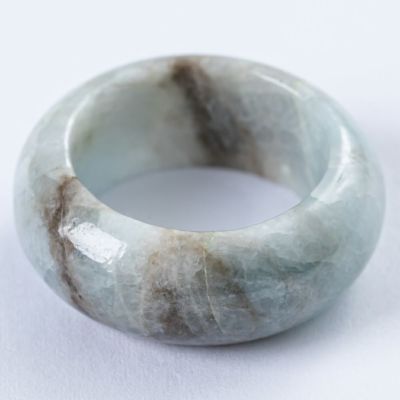 ハンドメイドの入りコン沢翡翠リング　コン沢リング　一点物 ハンドメイドの入りコン沢翡翠リング コン沢リング 一点物