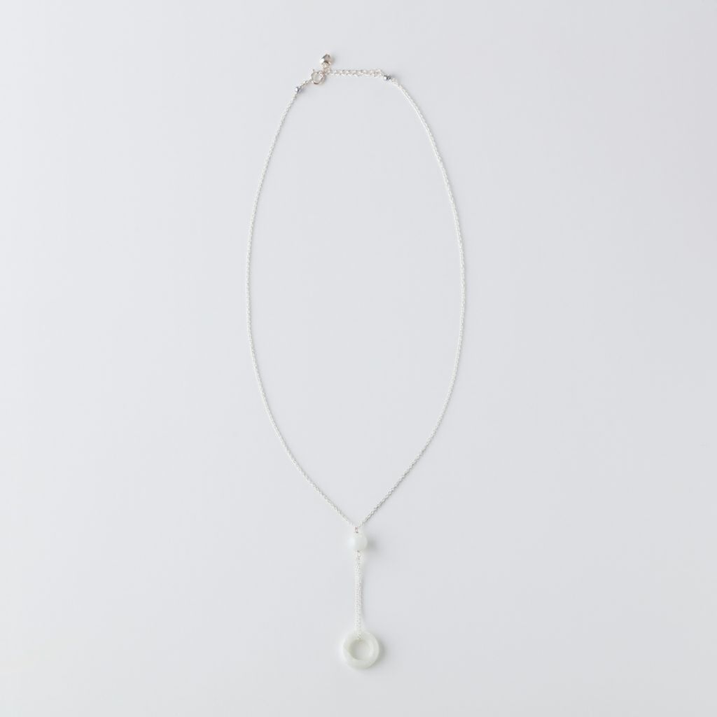 翡翠ネックレス