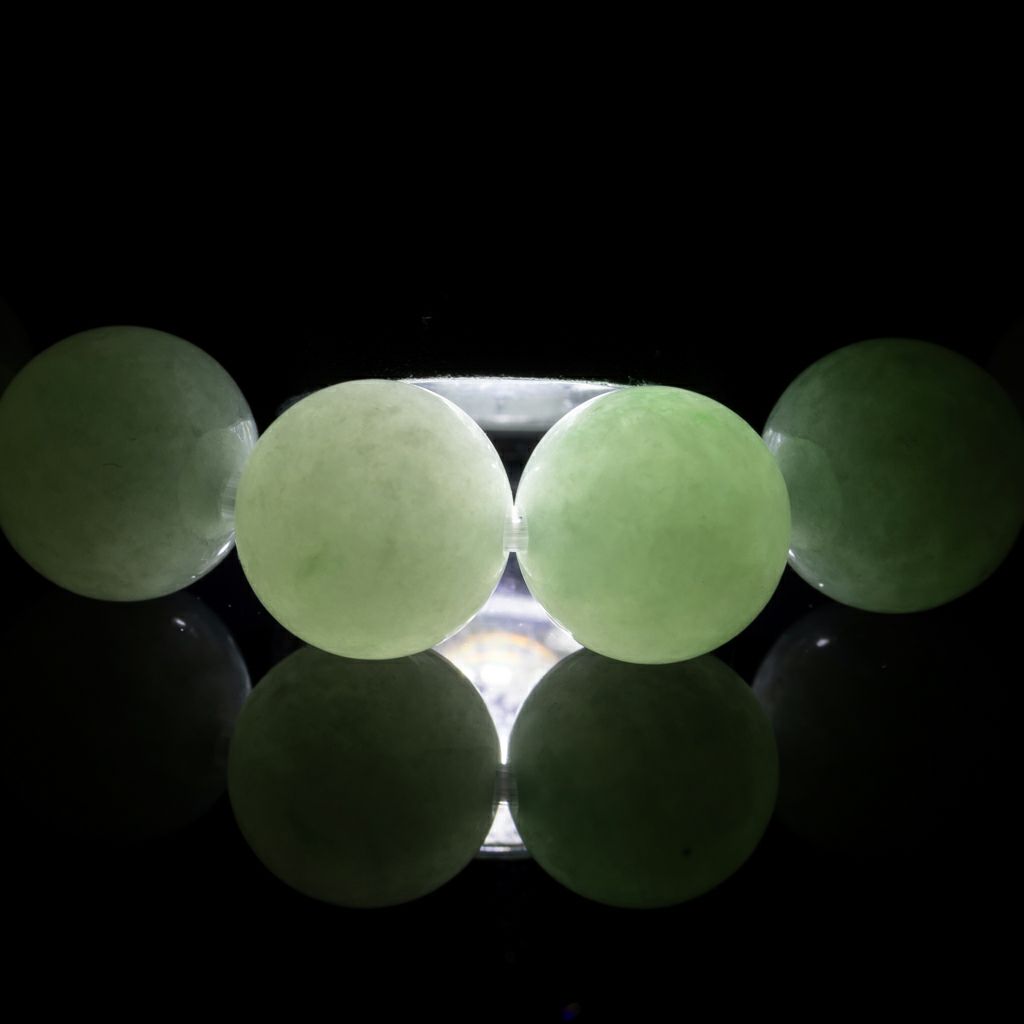 翡翠ブレスレット