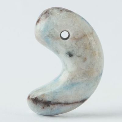 勾玉／青色（入コン沢）ヒスイ | 糸魚川翡翠工房こたき