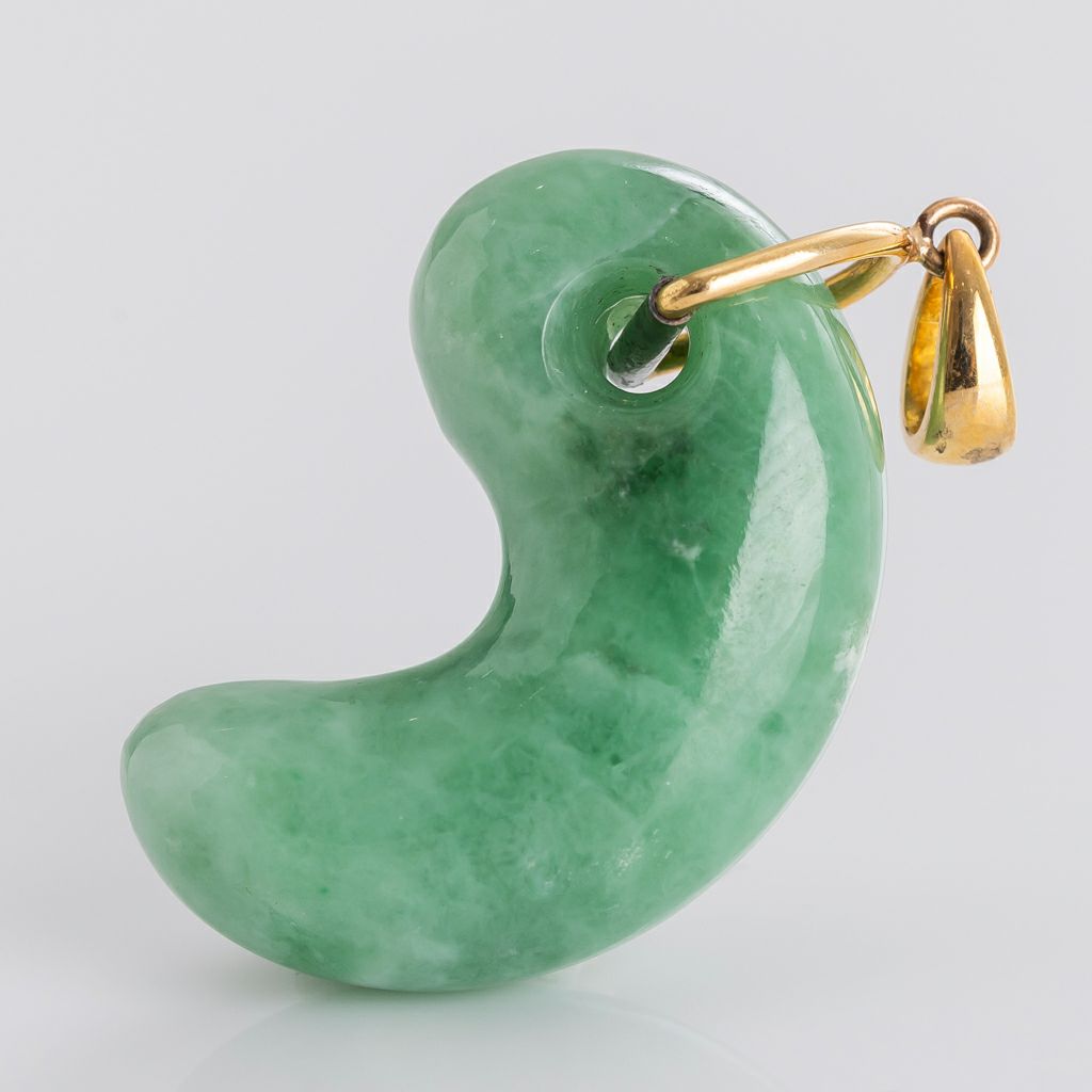 天然翡翠 本ヒスイ 老坑翡翠 レディース アクセサリーヒスイペンダント 