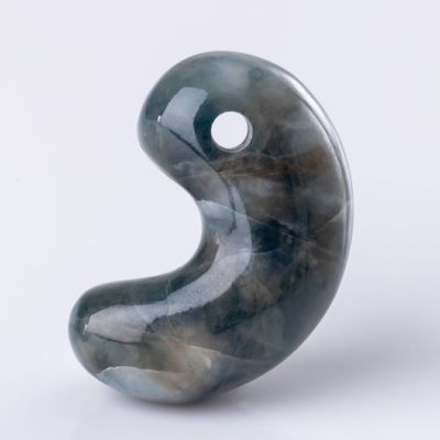 【セール】糸魚川翡翠　勾玉　入りコン沢 入コン沢 勾玉:糸魚川翡翠 BMT0338 | 糸魚川翡翠工房こたきBASE店