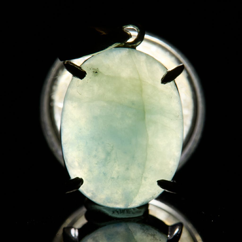 翡翠ペンダントアクセサリー