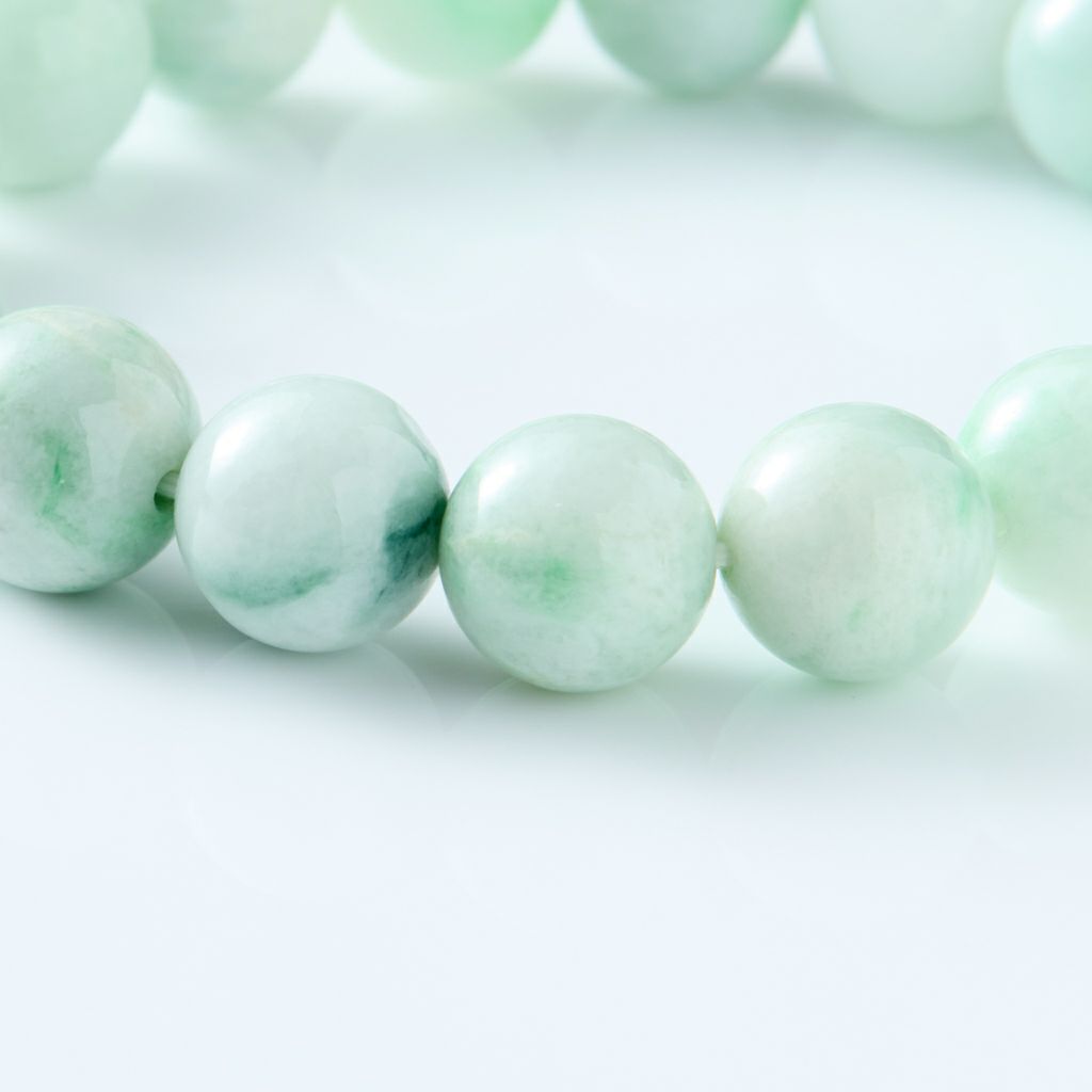 翡翠ブレスレット