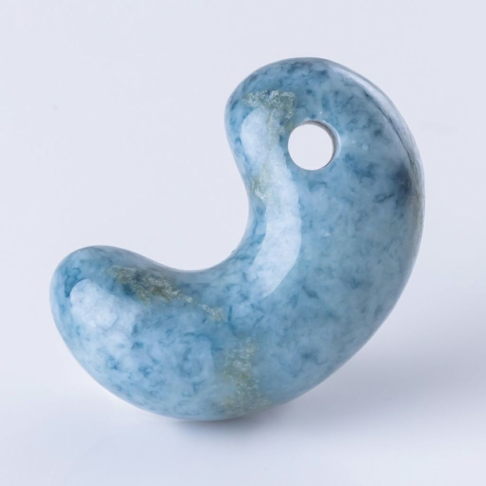 青色・艶美麗】（高品質青色ヒスイ）糸魚川天然翡翠勾玉