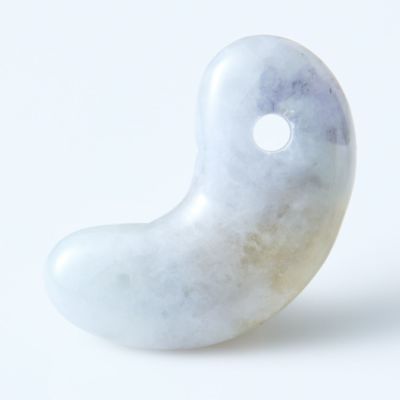 翡翠勾玉