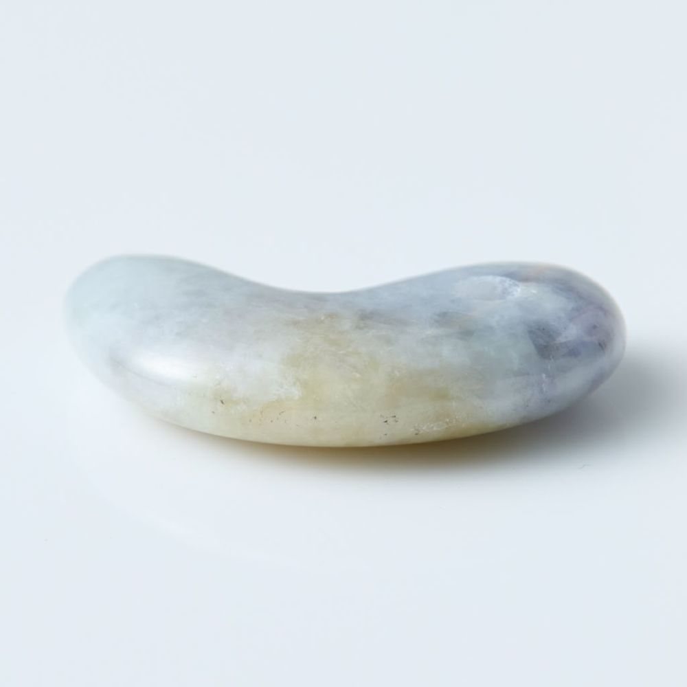 翡翠勾玉