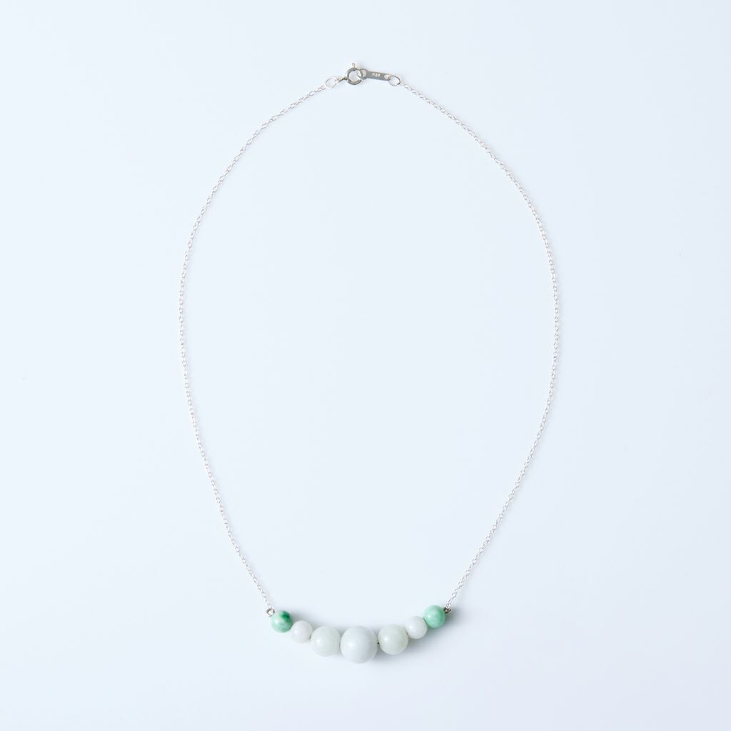 翡翠ネックレス