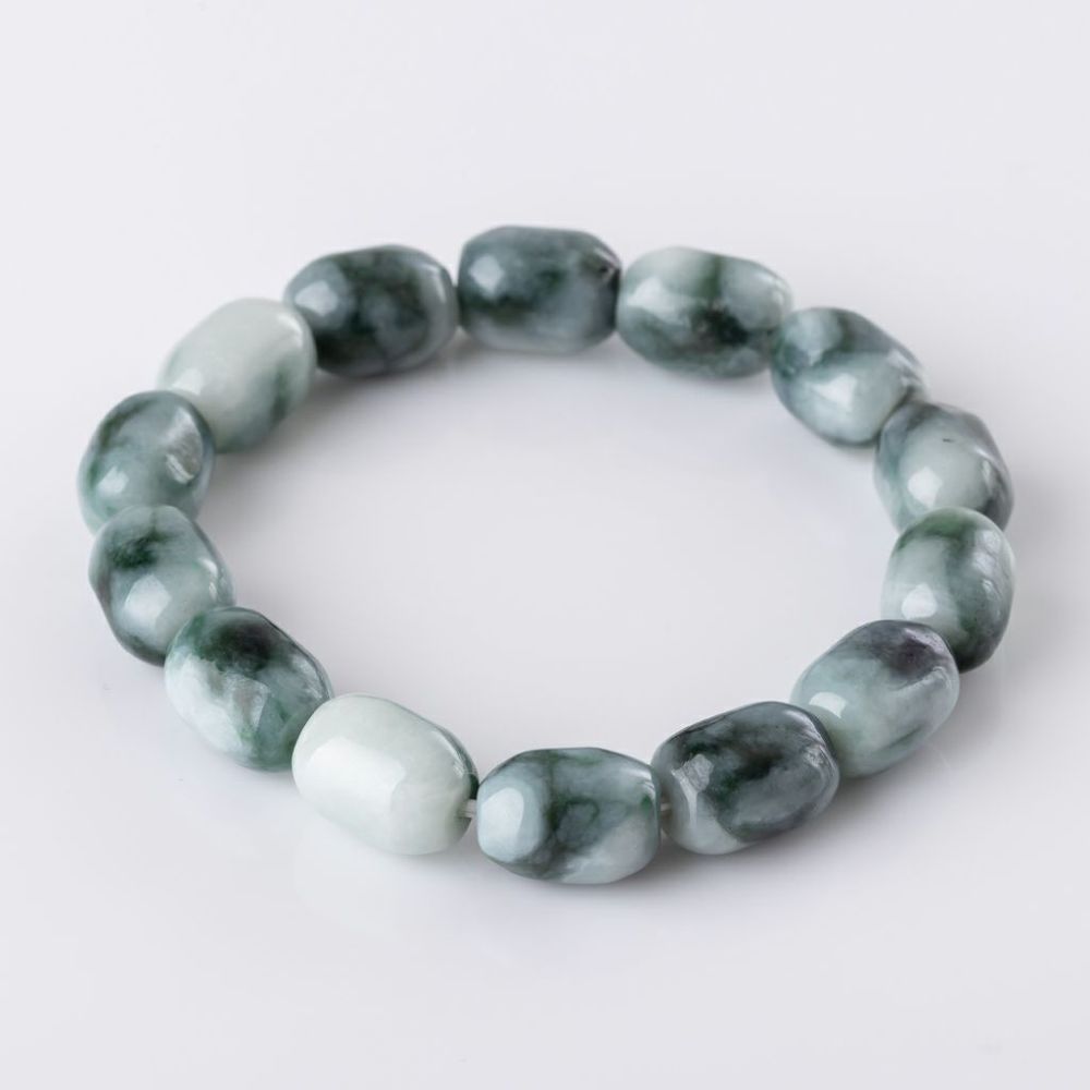 翡翠ブレスレット