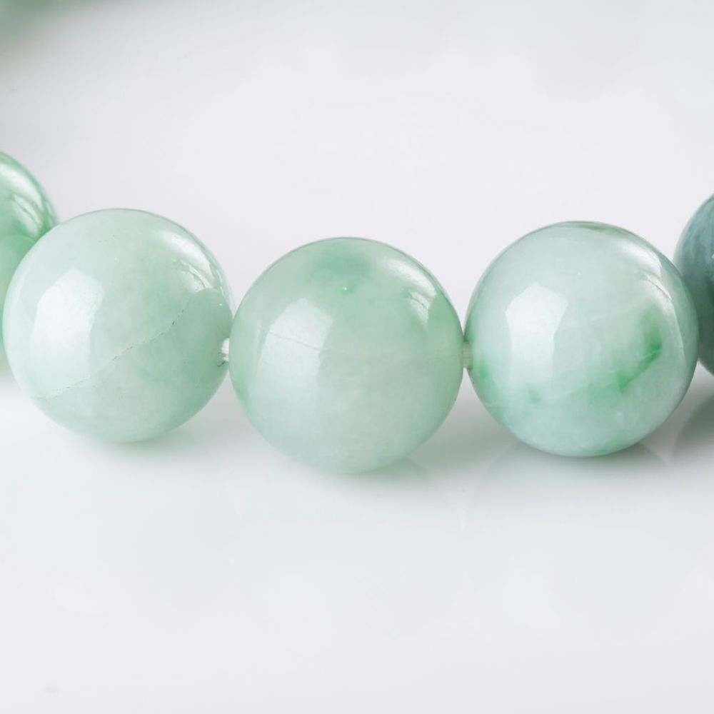 翡翠ブレスレット