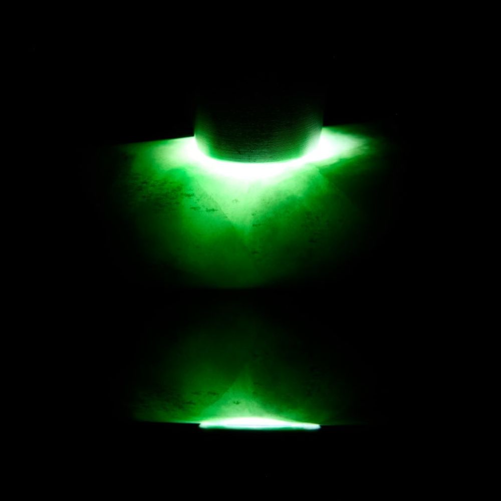 翡翠ペンダント