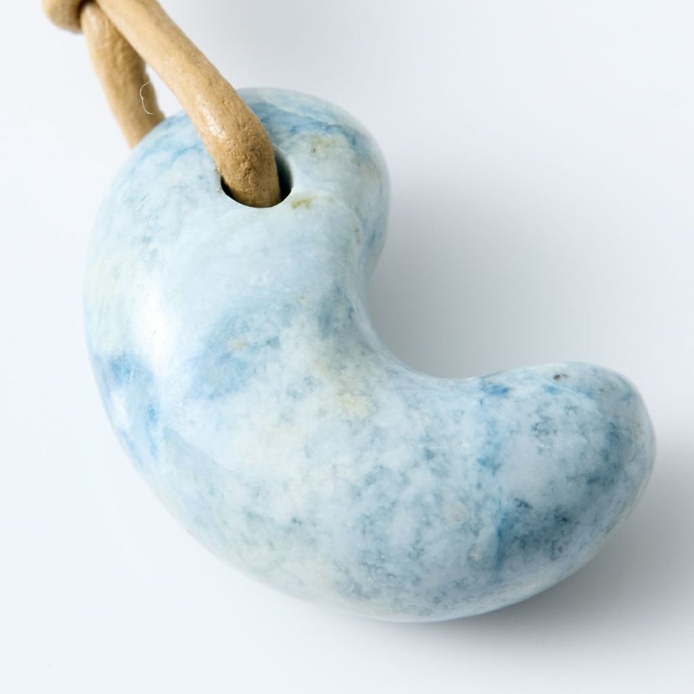 翡翠ペンダント