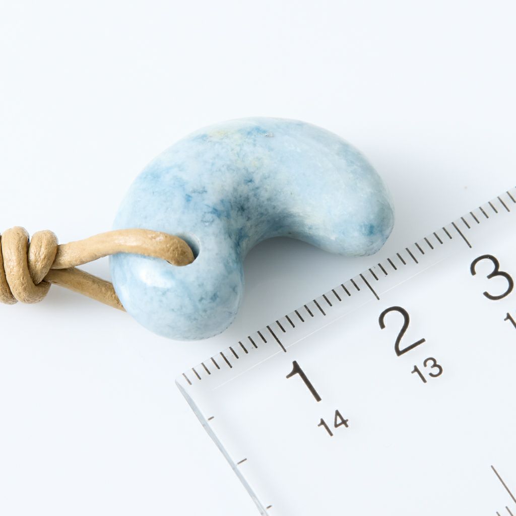 翡翠ペンダント