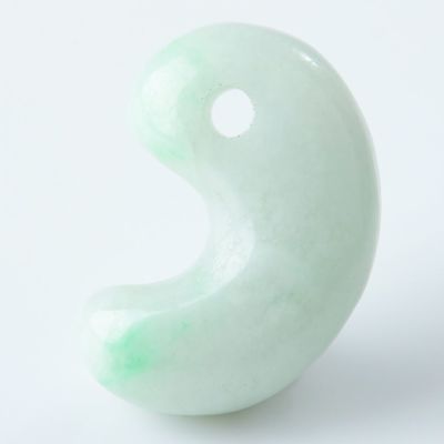 糸魚川翡翠勾玉・ブレスレット・指輪の専門店｜《公式》糸魚川翡翠工房