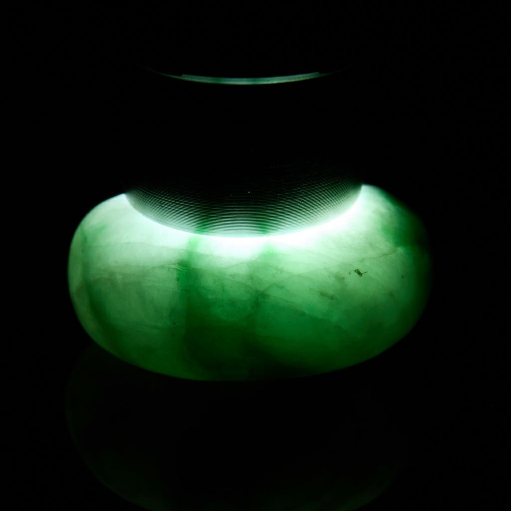 翡翠勾玉