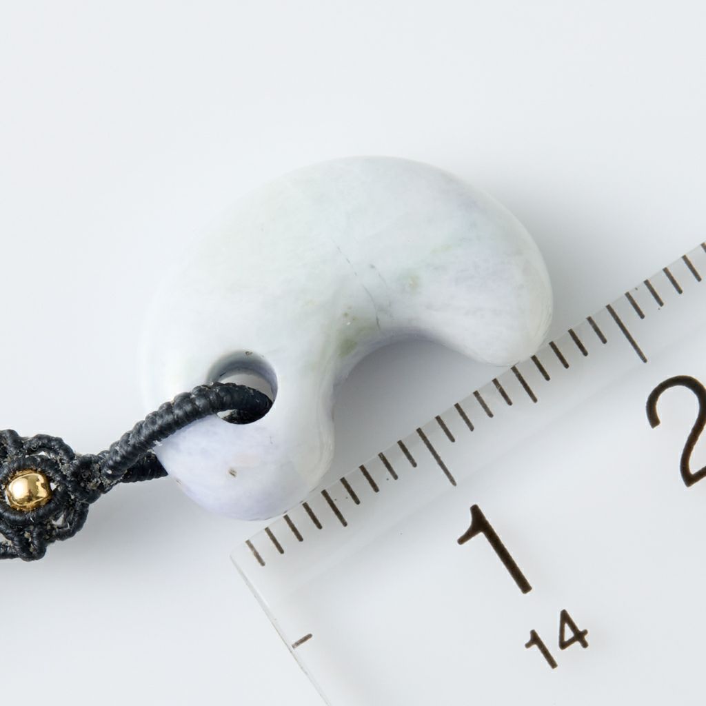 翡翠ペンダント