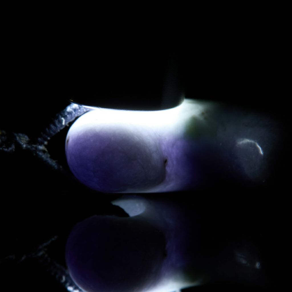 翡翠ペンダント