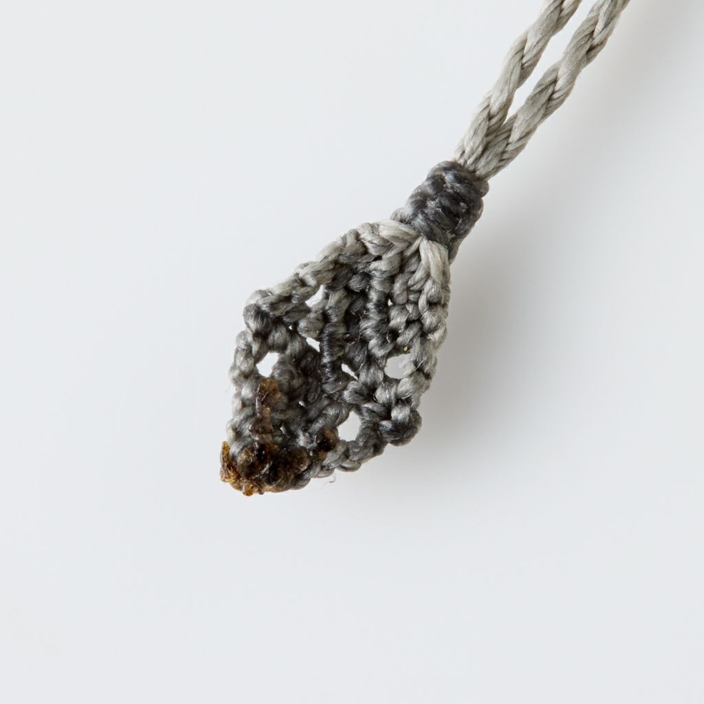 翡翠ペンダント