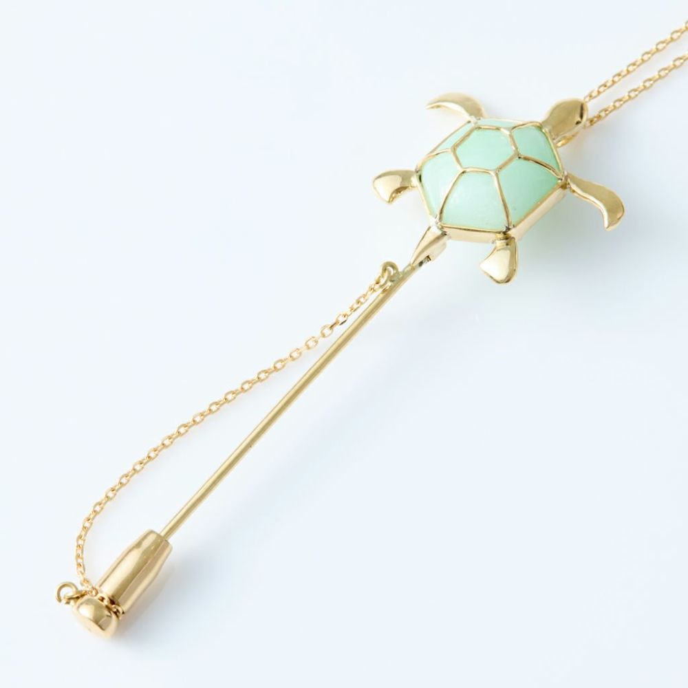 翡翠ペンダント