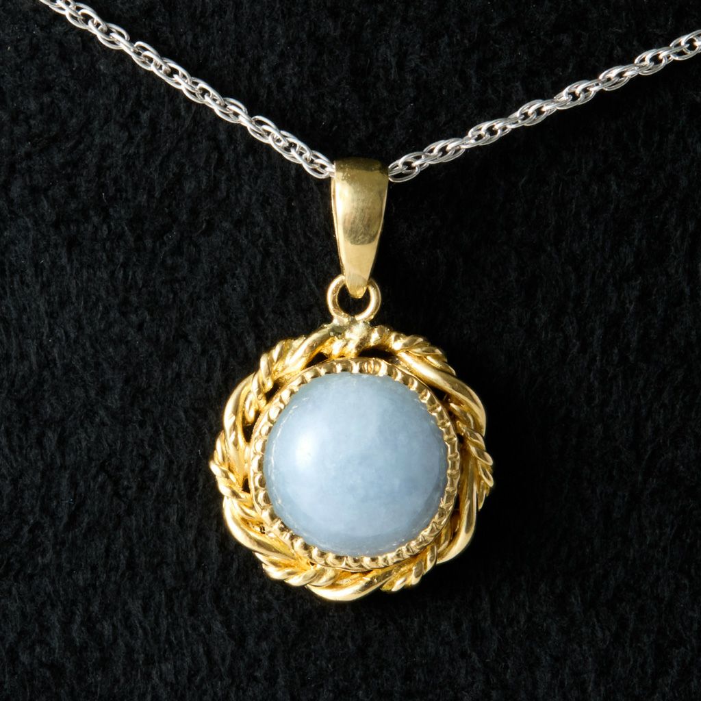 翡翠ペンダント