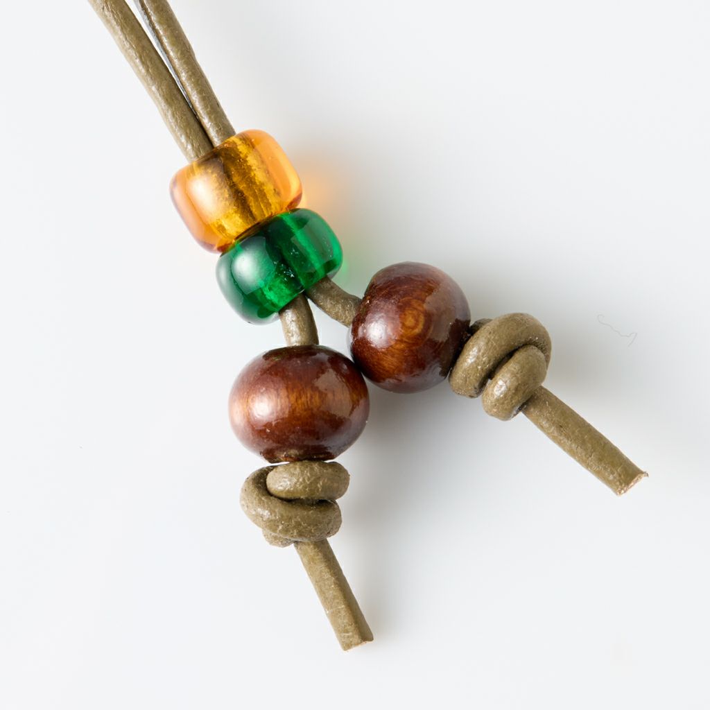 翡翠ペンダント