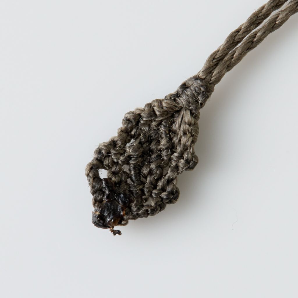 翡翠ペンダント