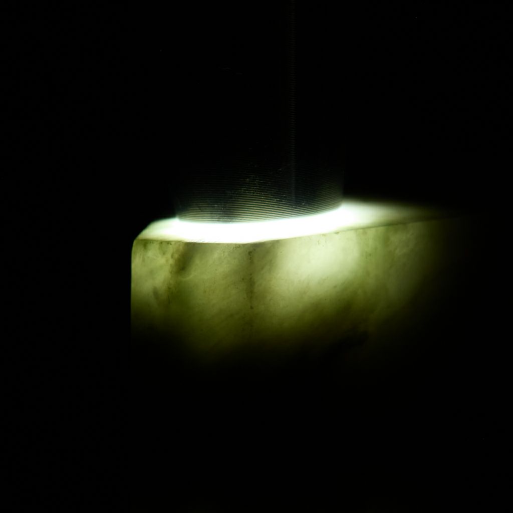 翡翠ペンダント