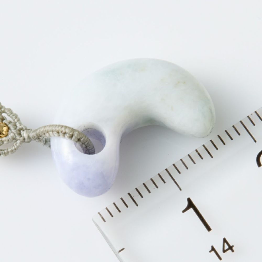 翡翠ペンダント